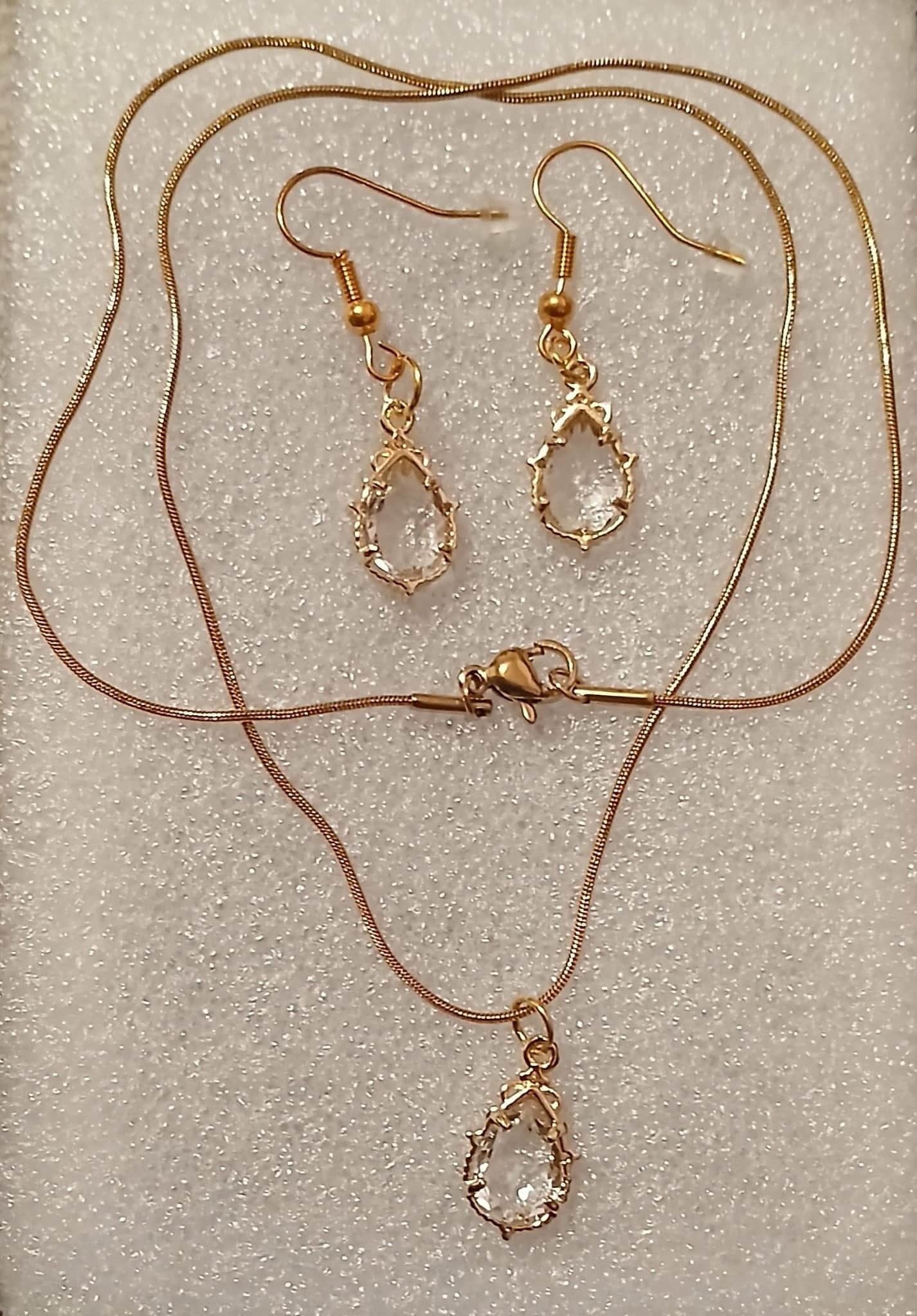 Papuošalų rinkinys